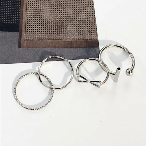4 for $20 jewelry 4pc Geometric Bar ring set silver - Picture 1 of 7